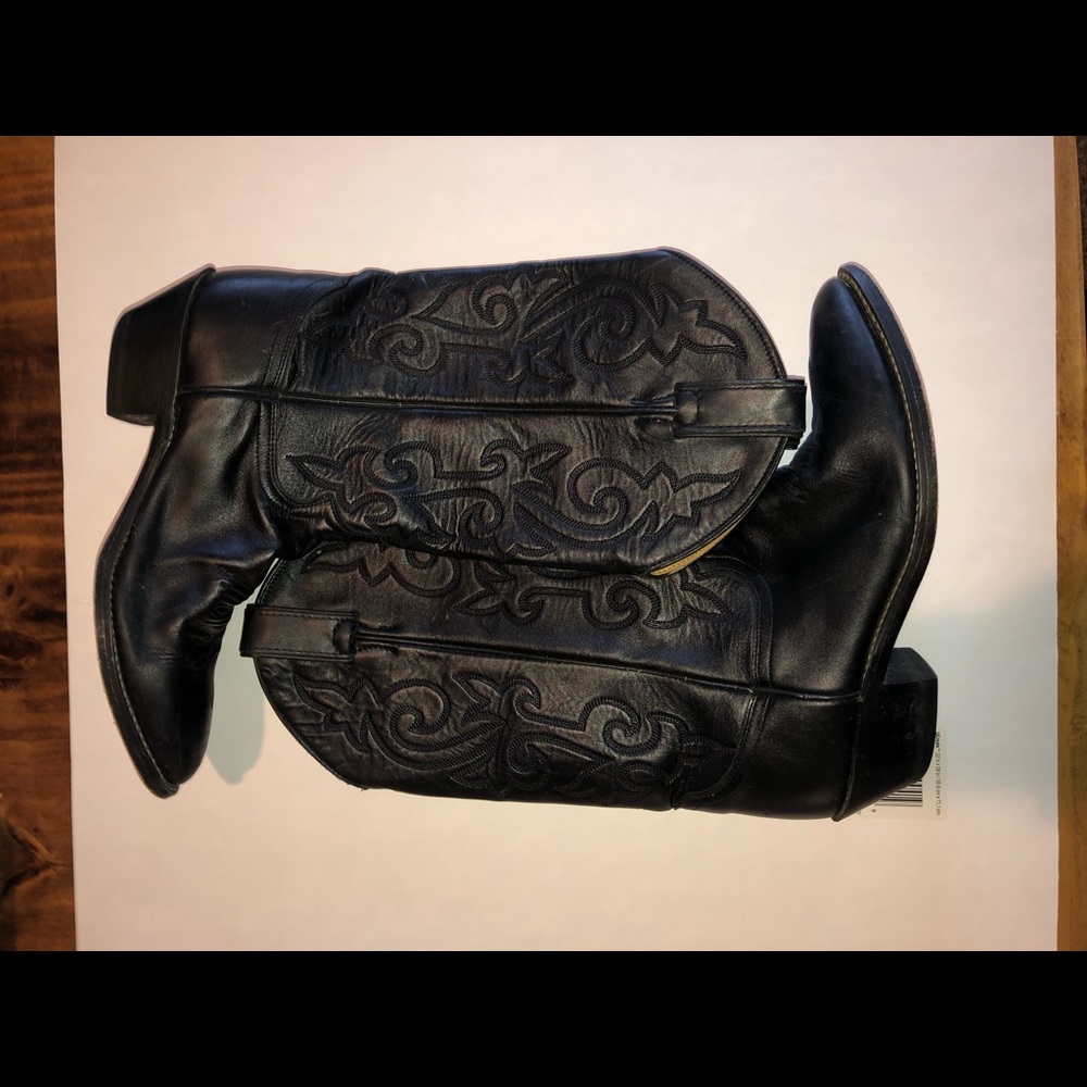 Women’s Justin boots size 8.5